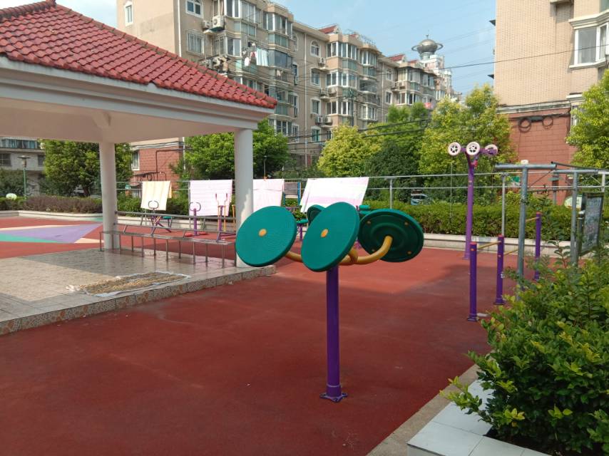 共富六居健身苑点