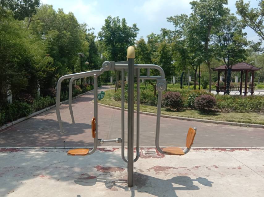 上下肢训练器
