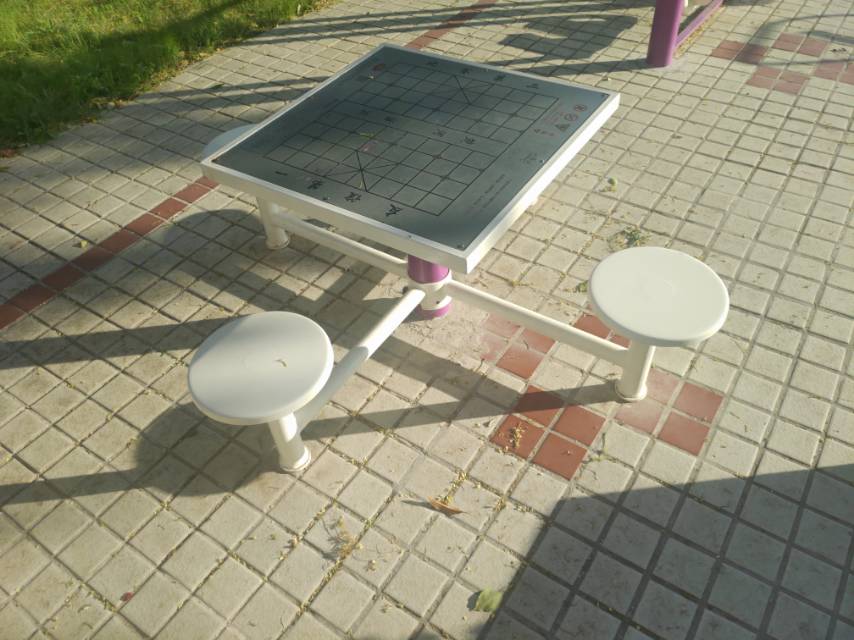 轨道棋牌桌