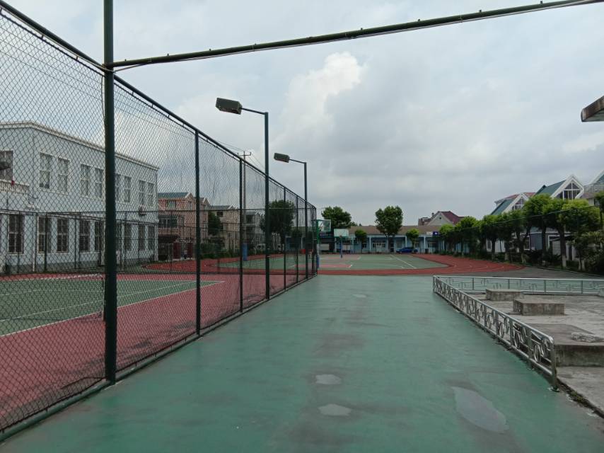 包桥社区公共运动场