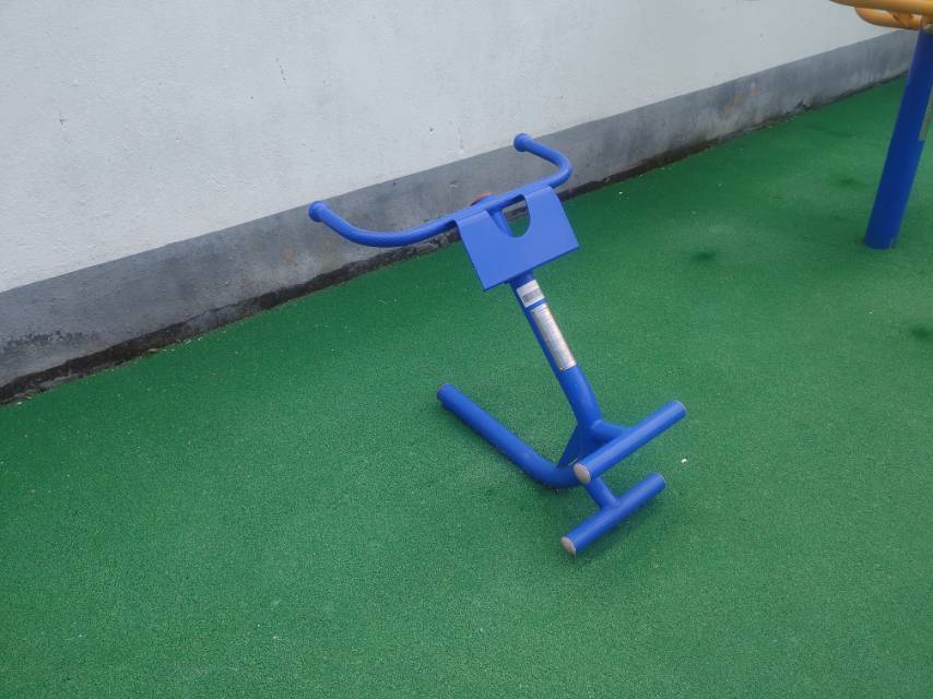 背肌训练器