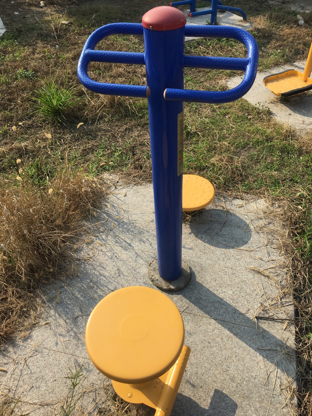 双位扭腰器