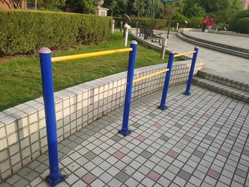 压腿杠