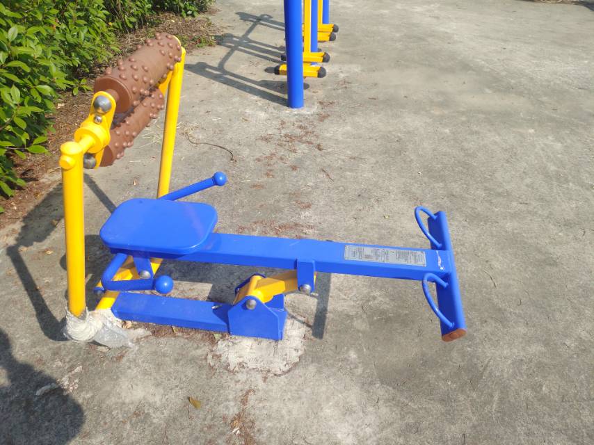 腹背屈伸训练器