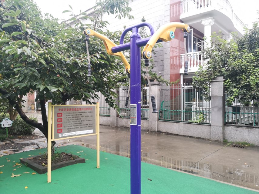 牵引器