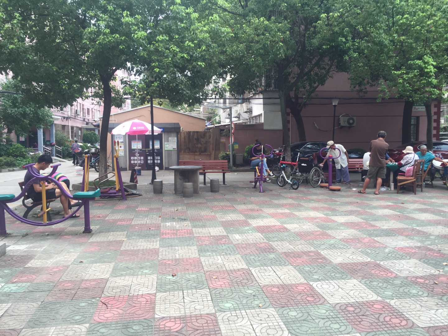 宝钢二村健身点  2