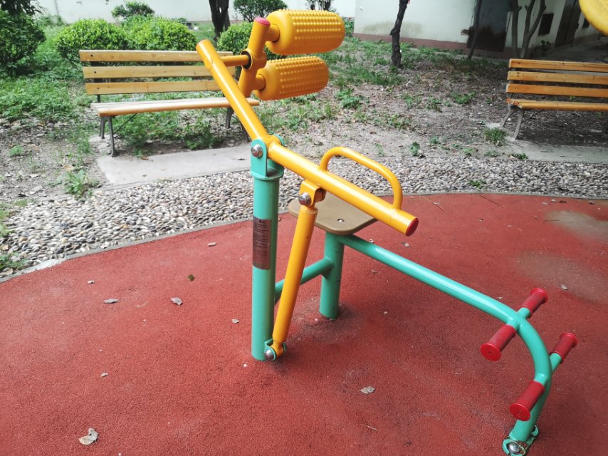 腹背锻炼器