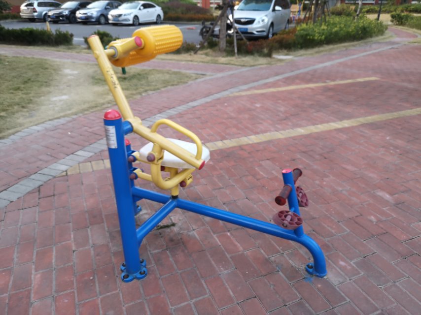 自重腹背锻炼器