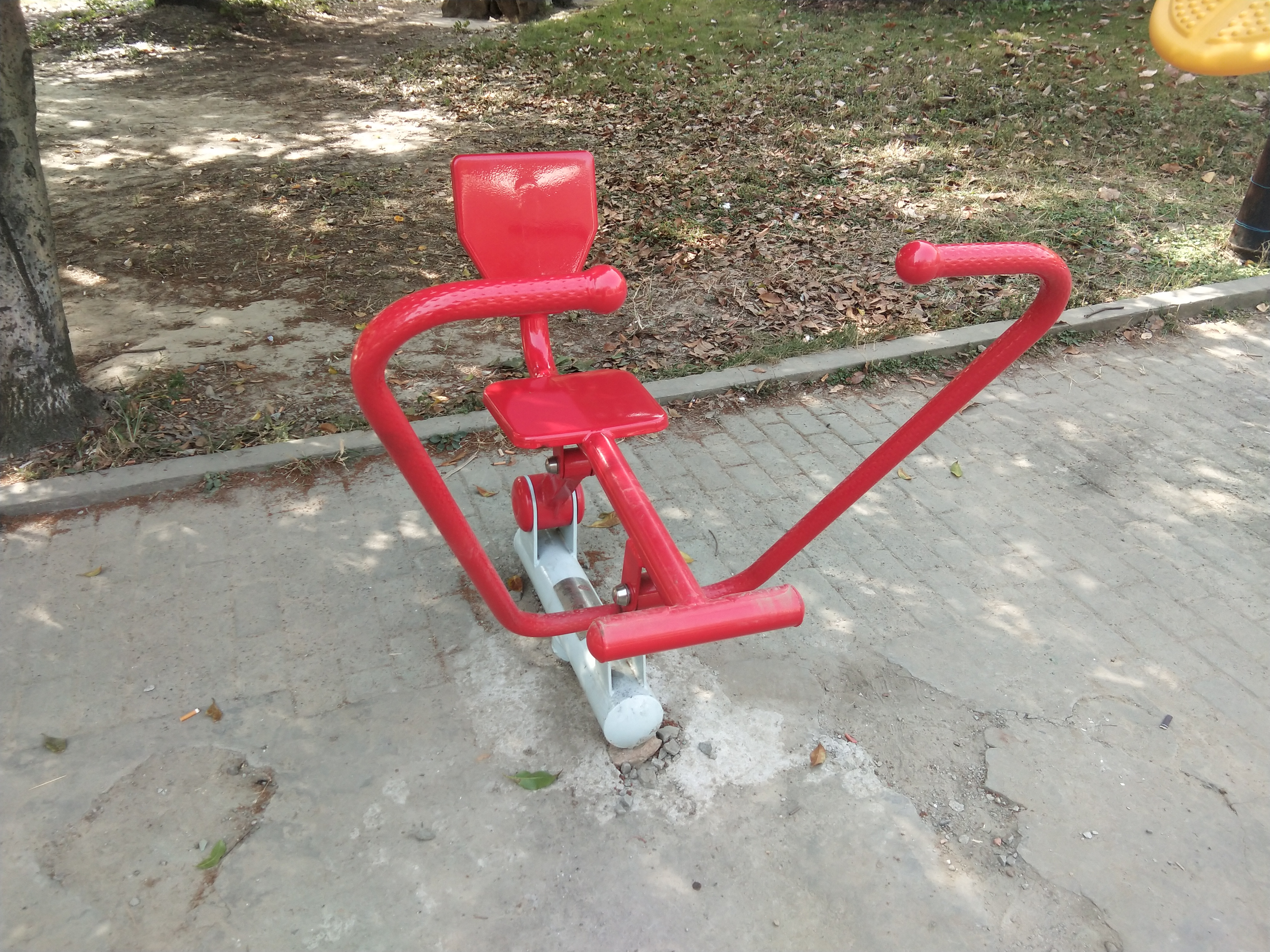 划船器