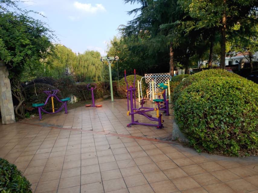 月亮河桂园健身点