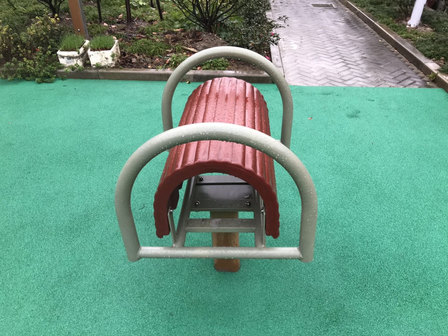 伸腰伸背器
