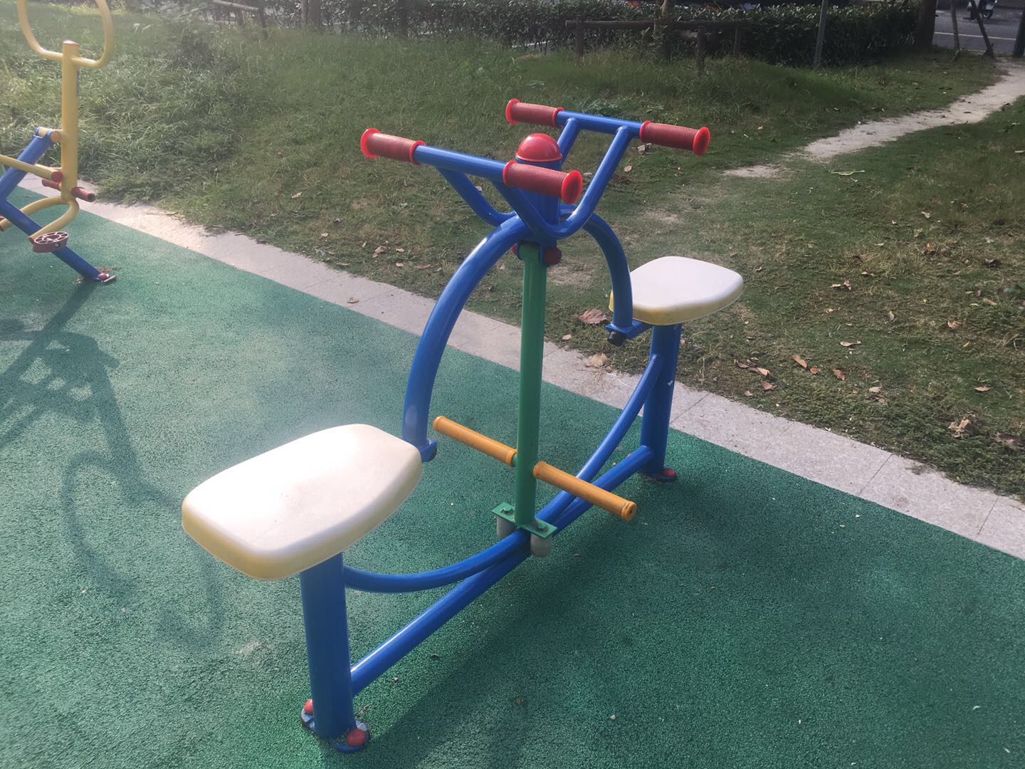 下肢康复器