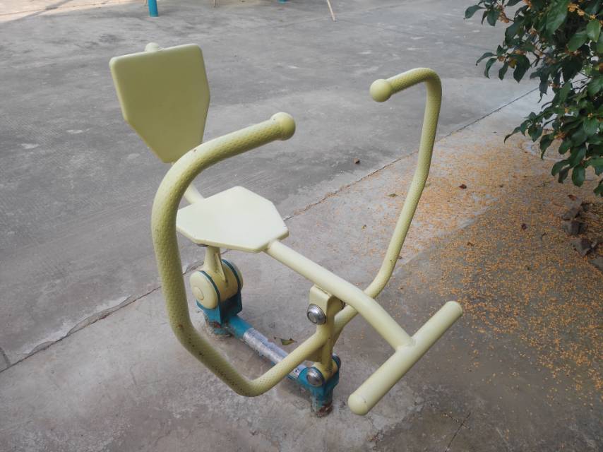 划船器