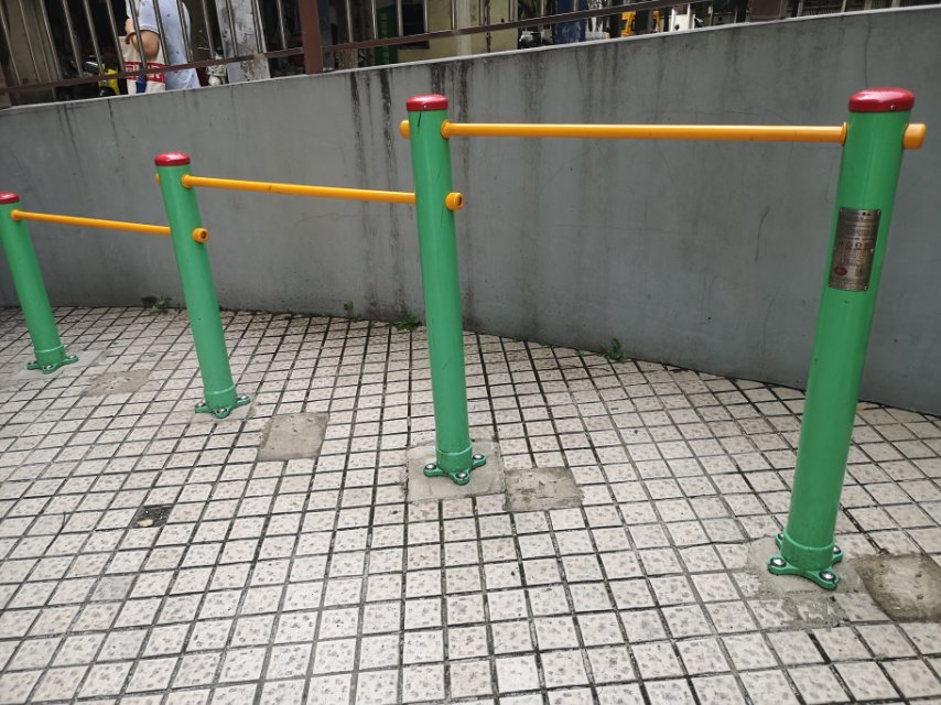 多联压腿架
