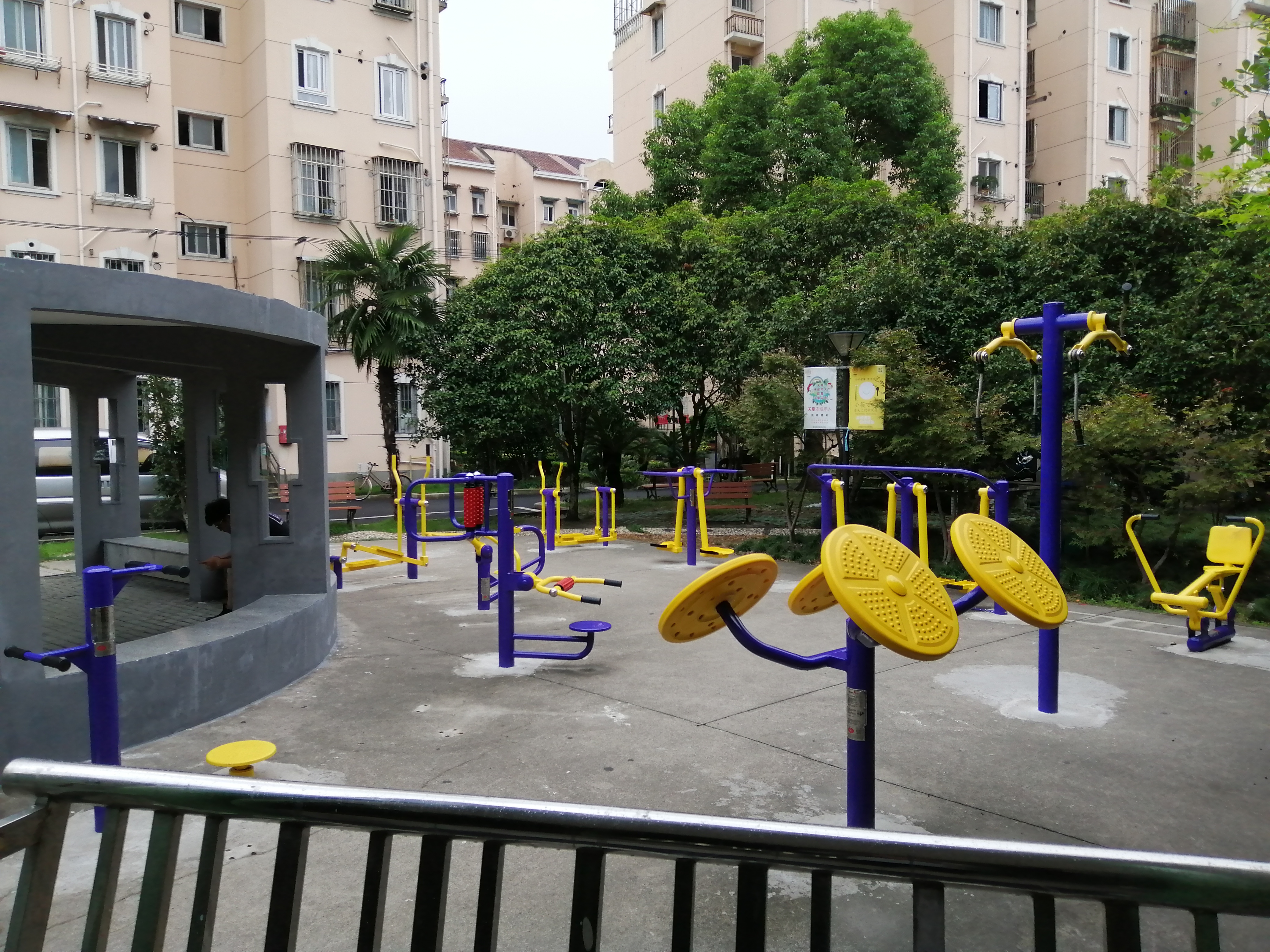 香山五居（灵山路1724弄）健身点