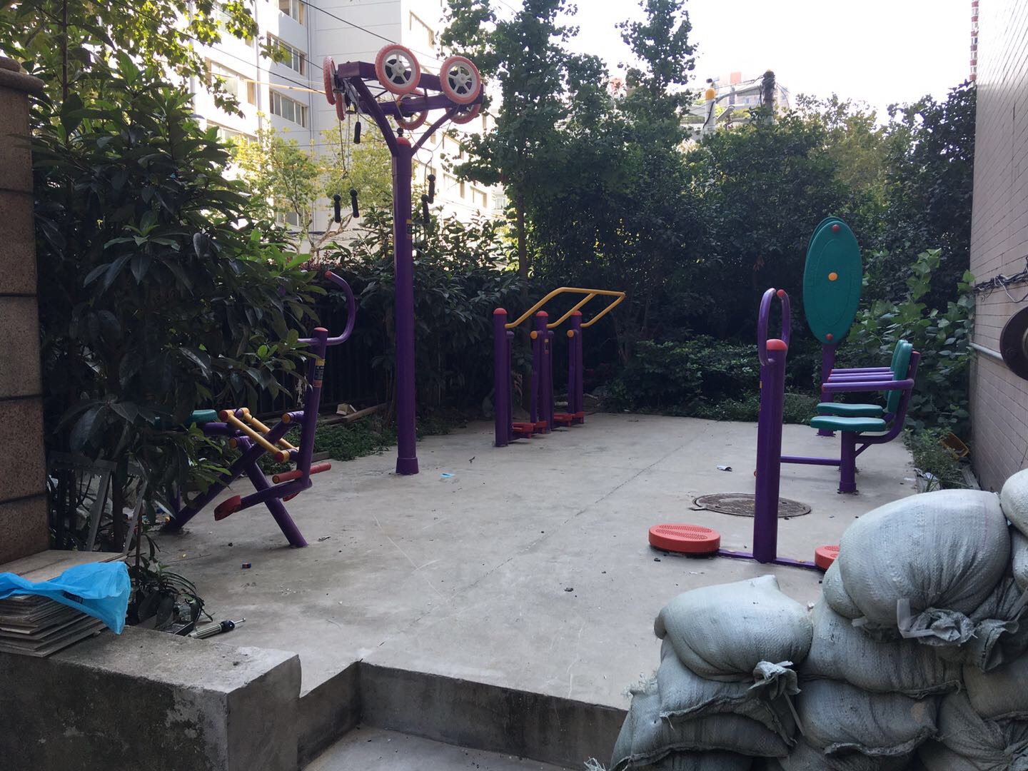 虹临宝都健身点