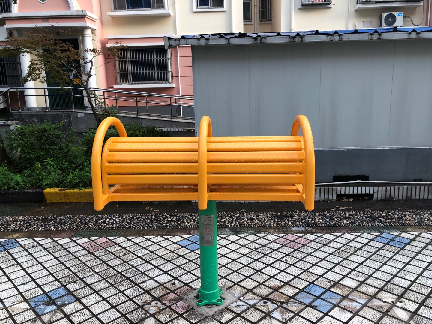 双位伸腰伸背器