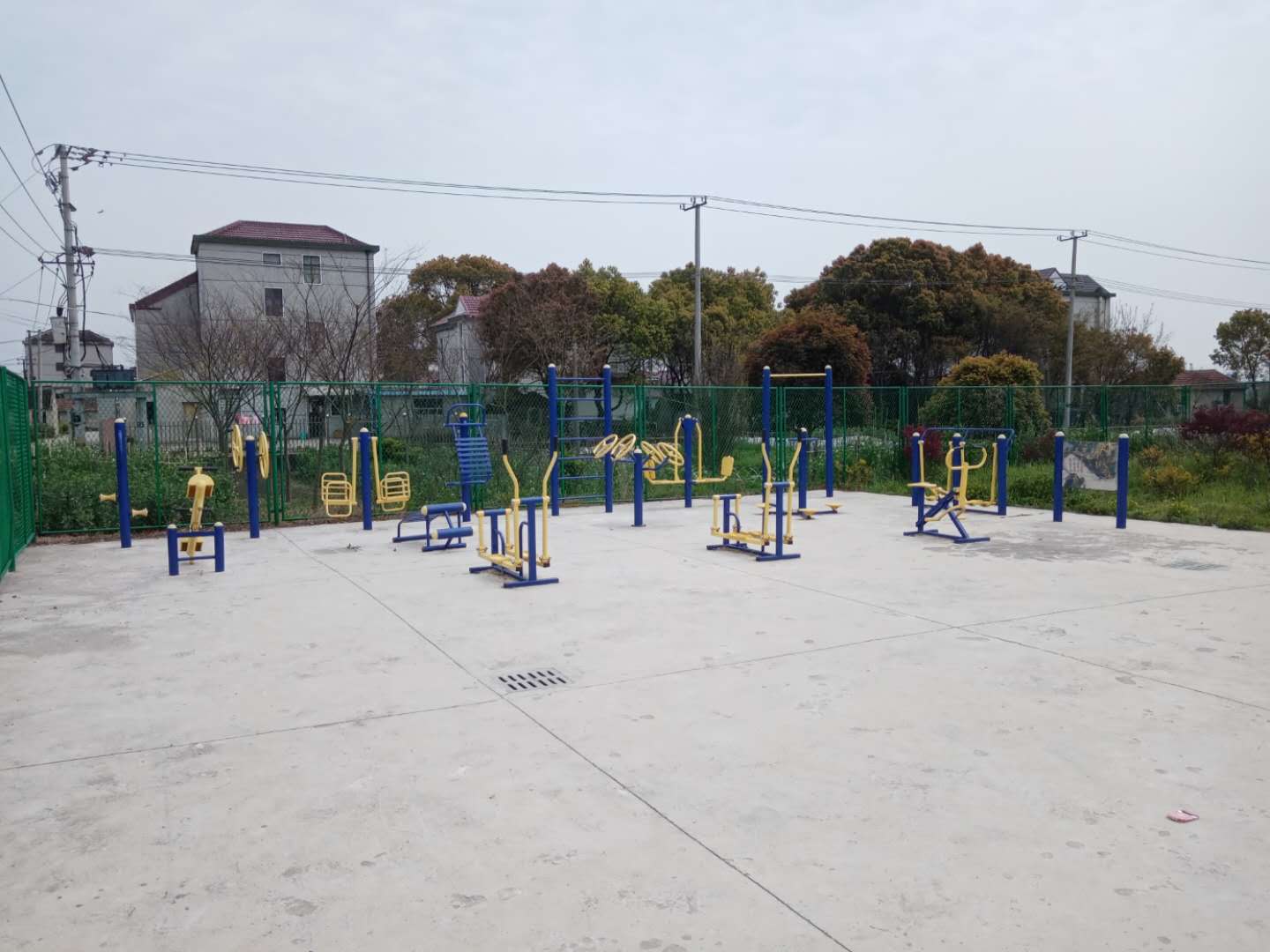 侯南村健身点2