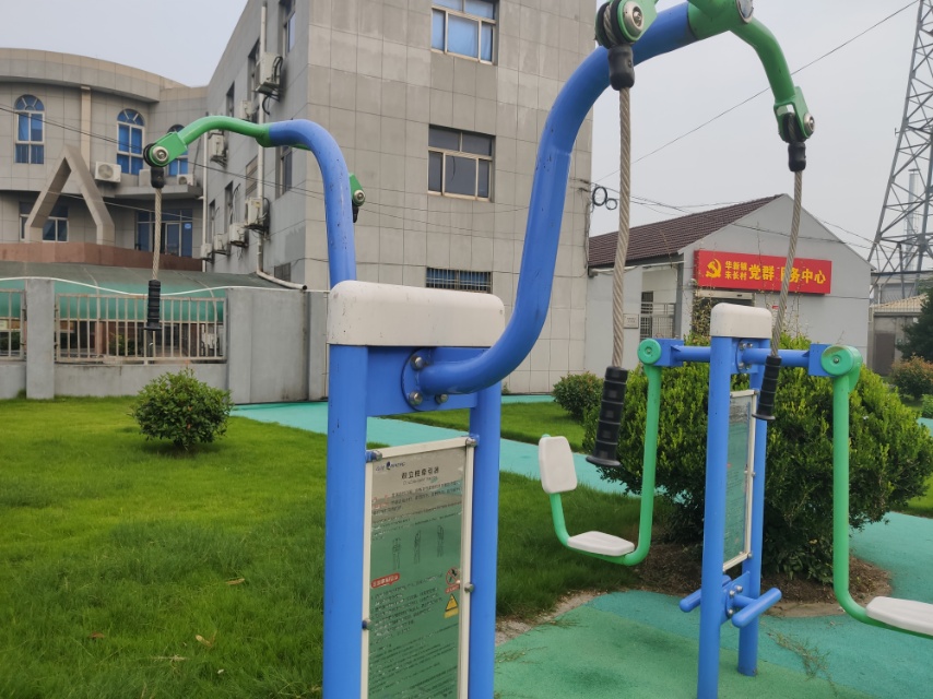双立柱牵引器