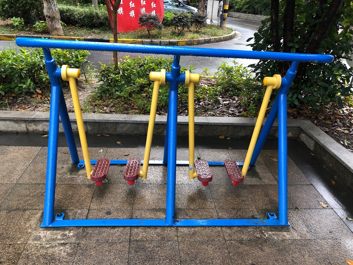 双人漫步器
