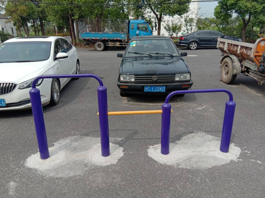 压腿架
