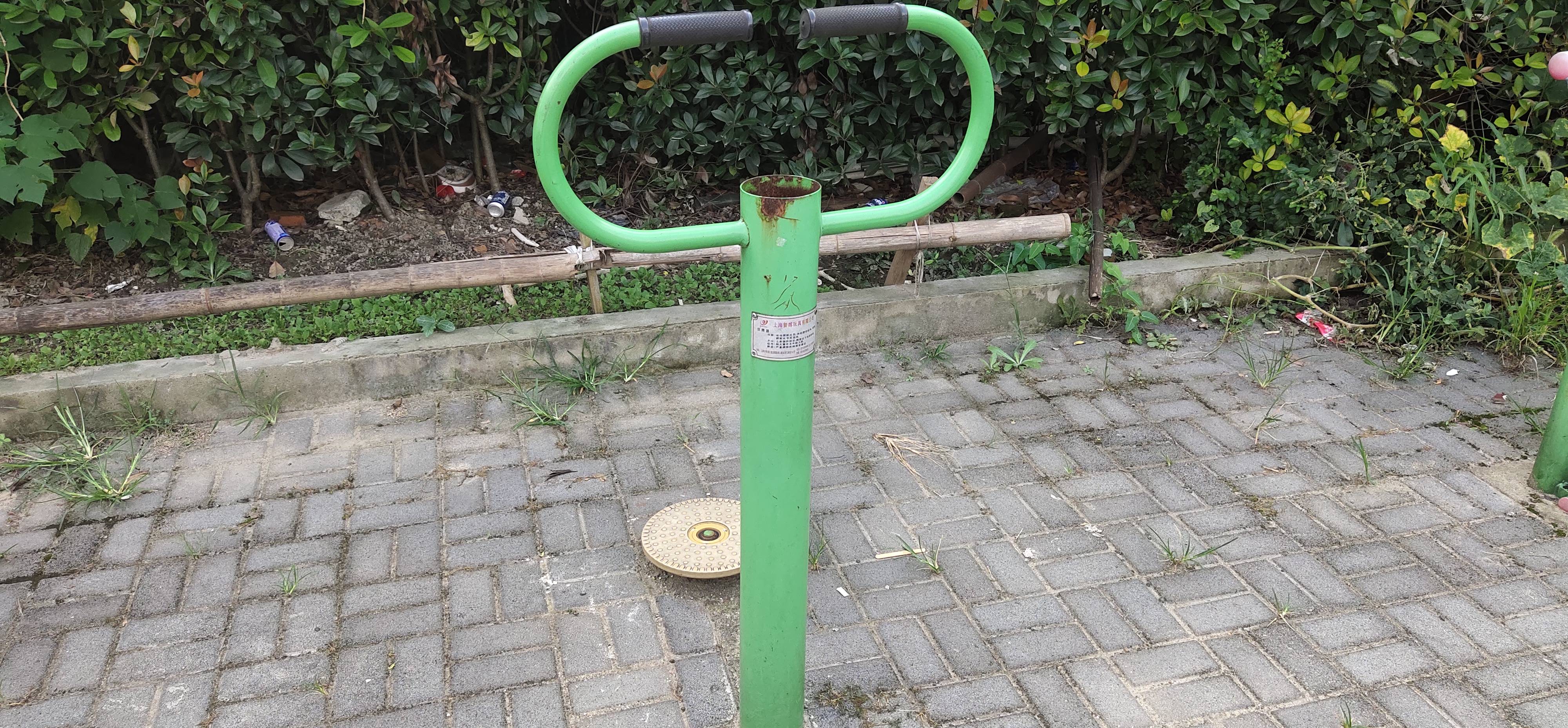 扭腰器