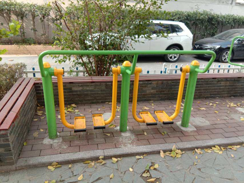 双位太空漫步机