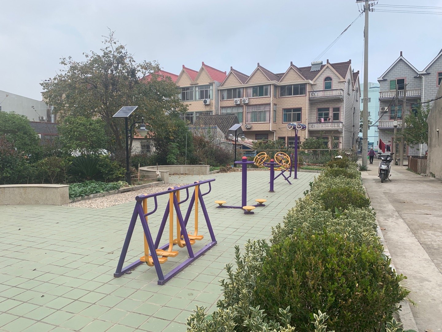 万宏村