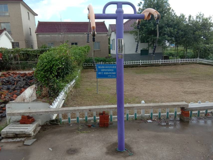 牵引器