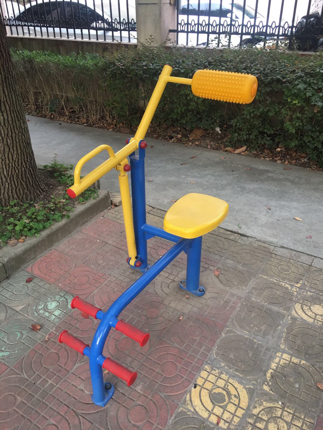 腹背锻炼器