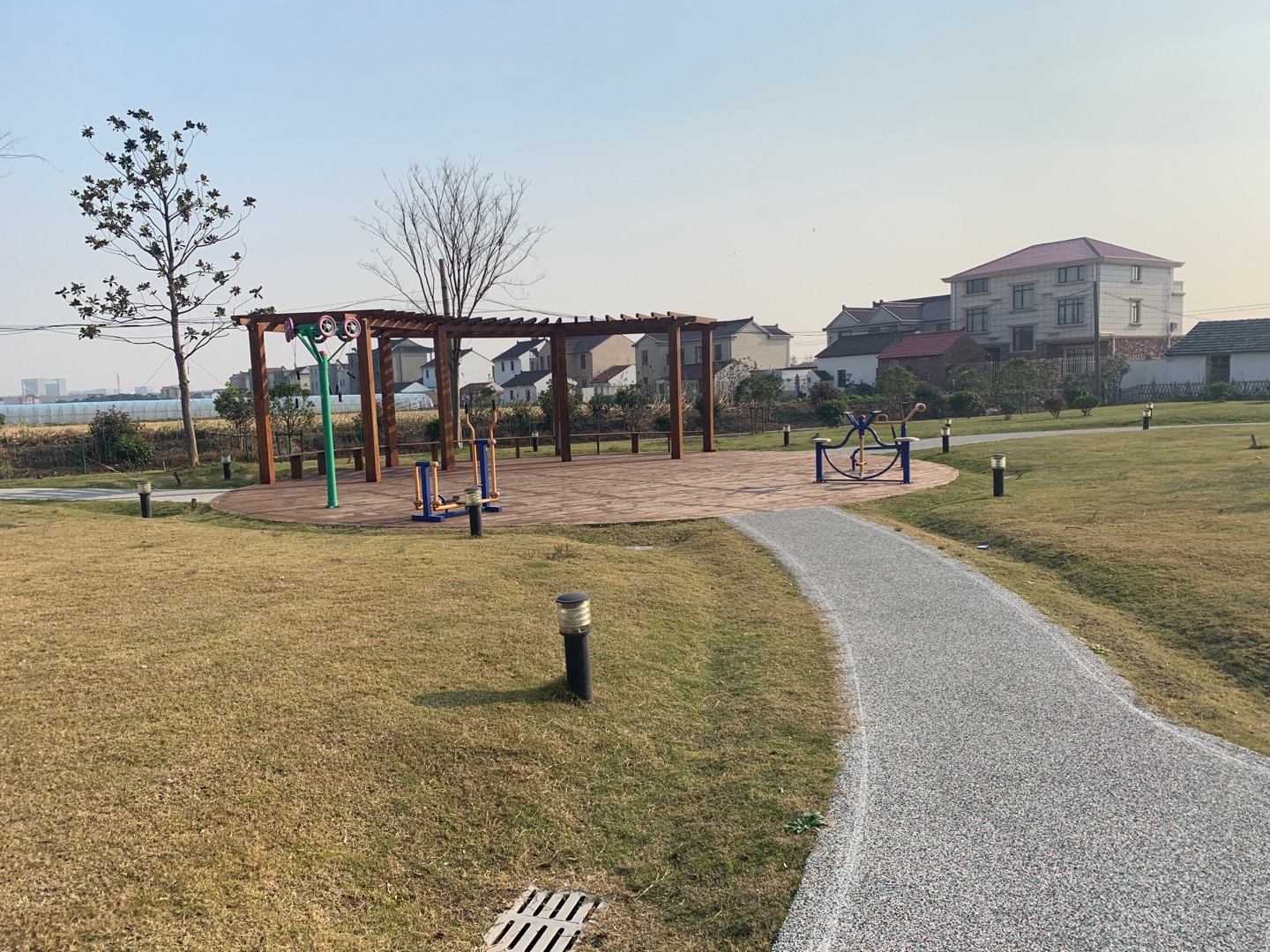 塘北村8组健身点