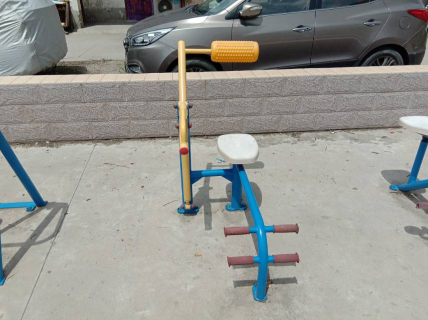 腹背锻炼器