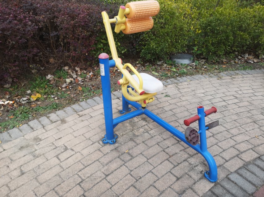 自重腹背锻炼器