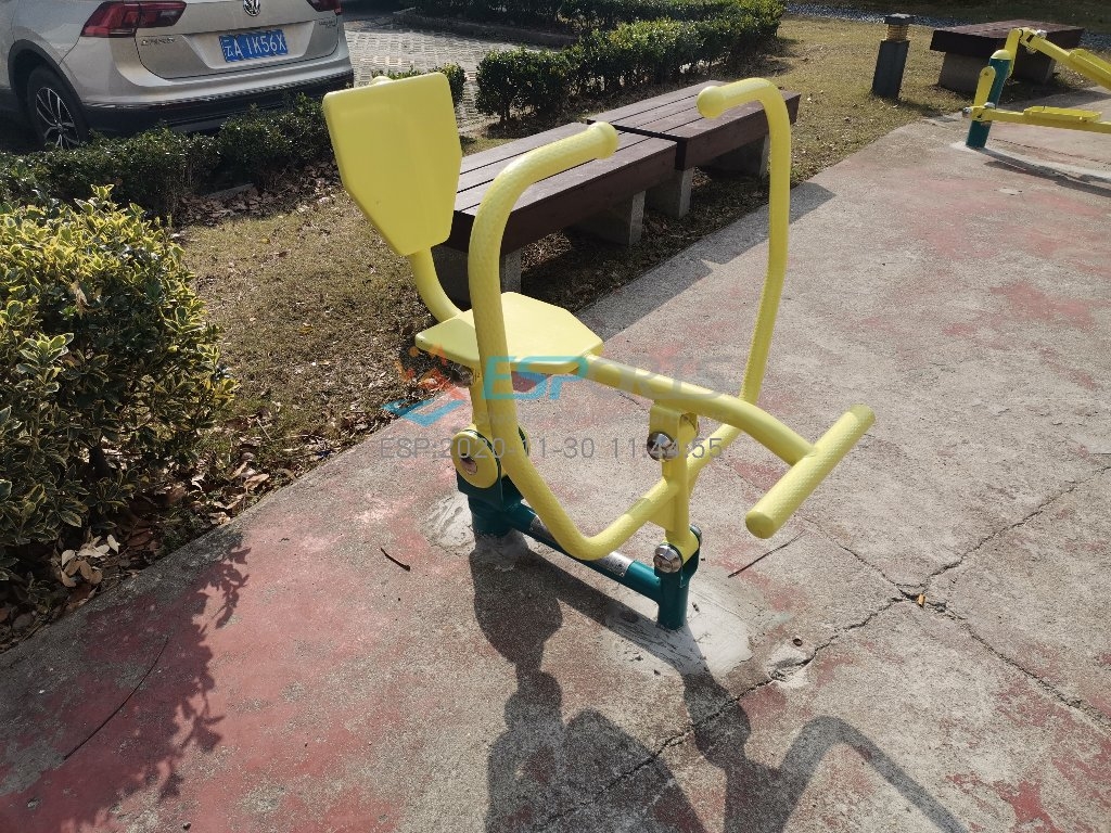 划船器