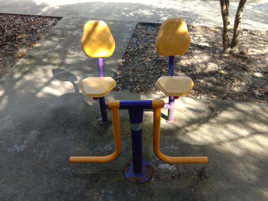 下肢摇摆器