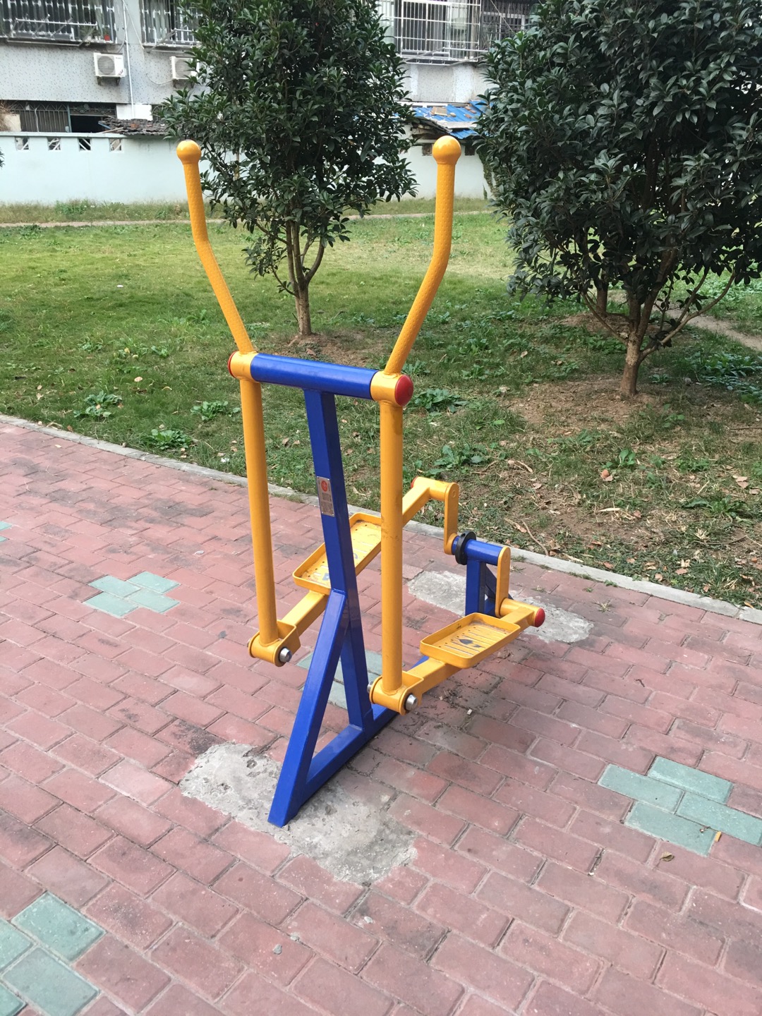 室外椭圆机