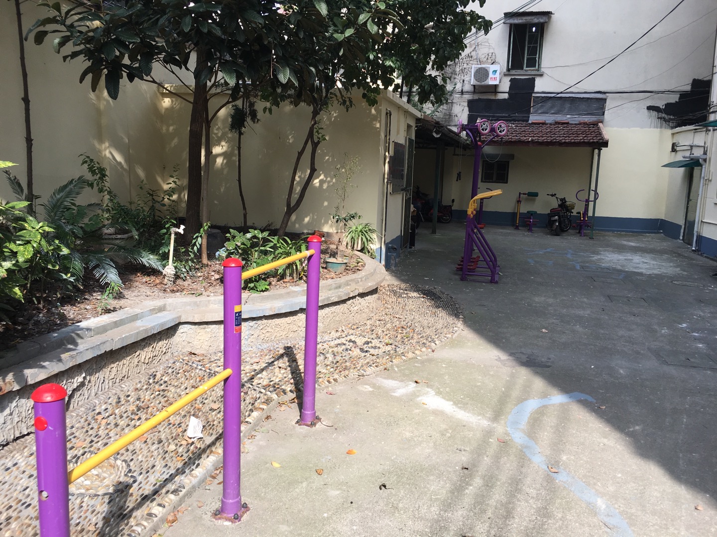 北京西路240弄市民益智健身点