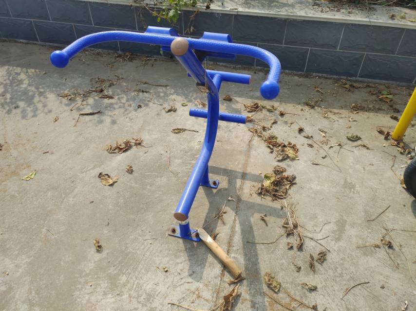 背肌训练器
