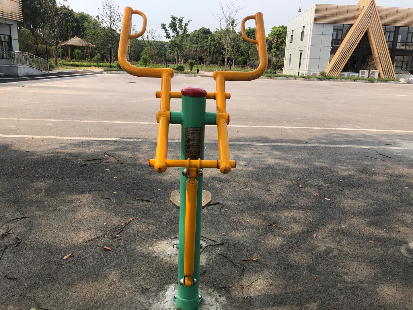 上肢锻炼器