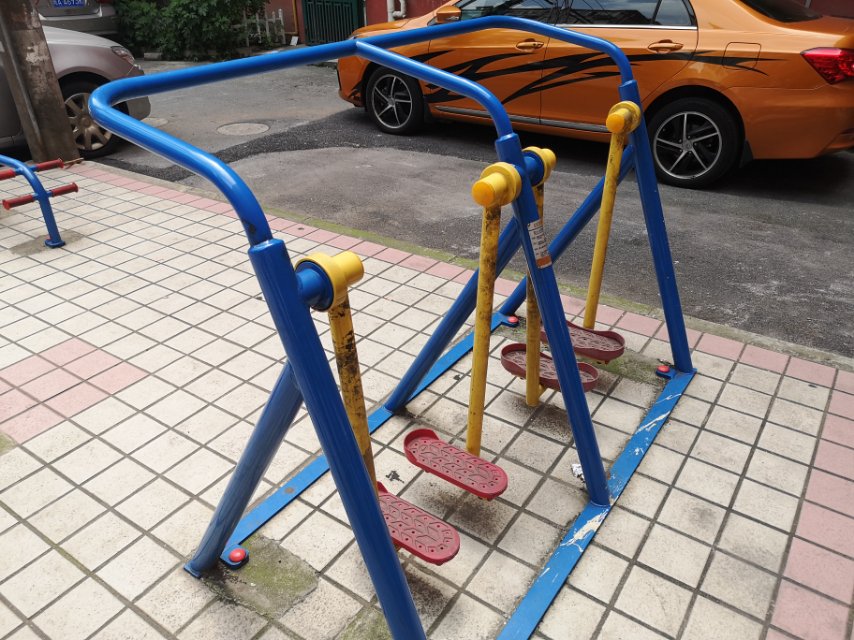 双人漫步器