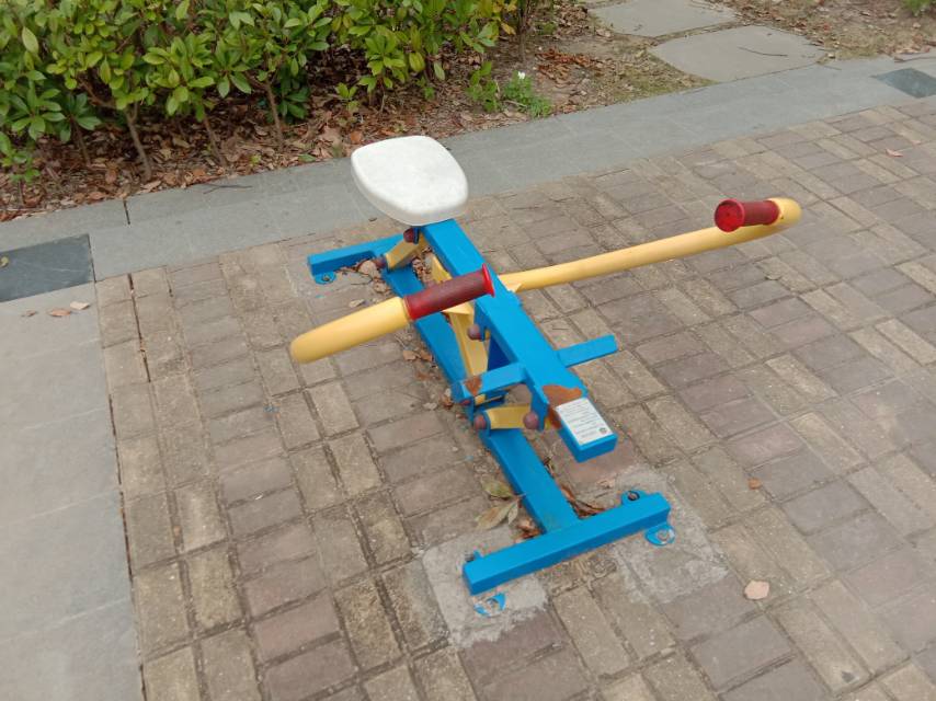 自重划船器