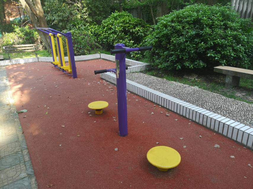 政立路830弄市民益智健身点