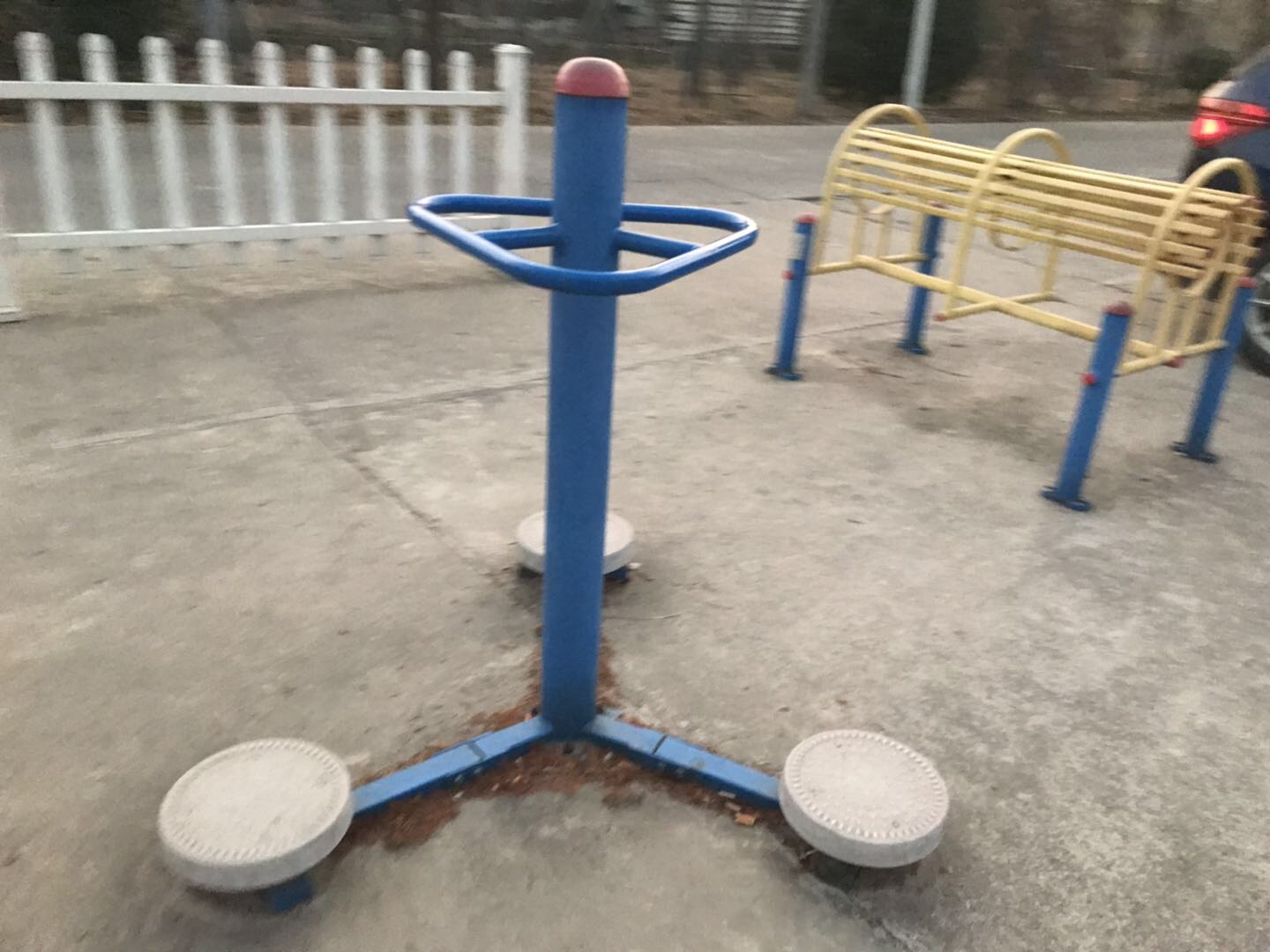 扭腰器