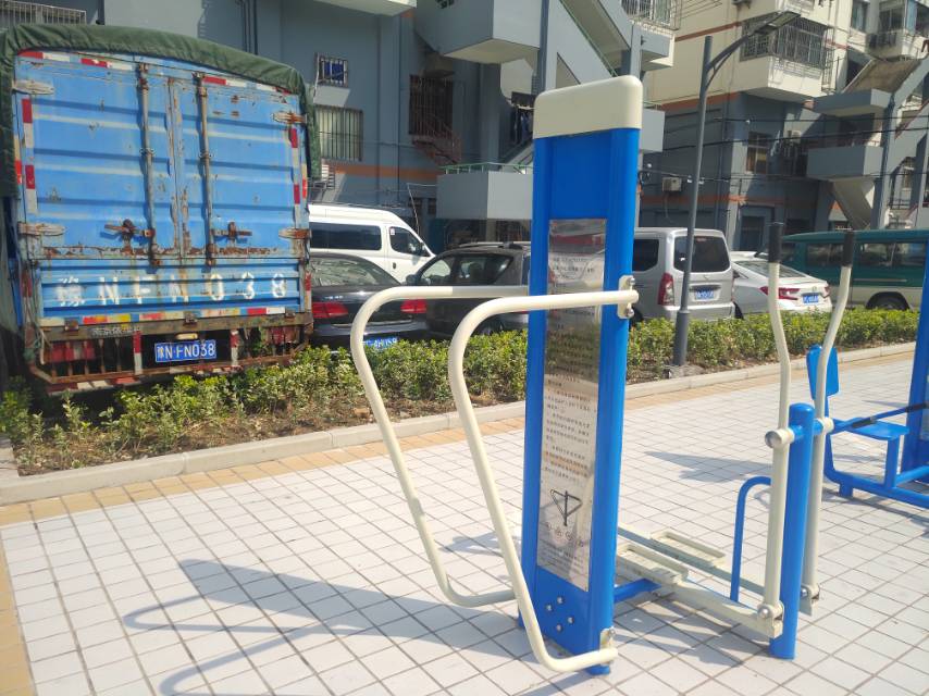 双杠训练器