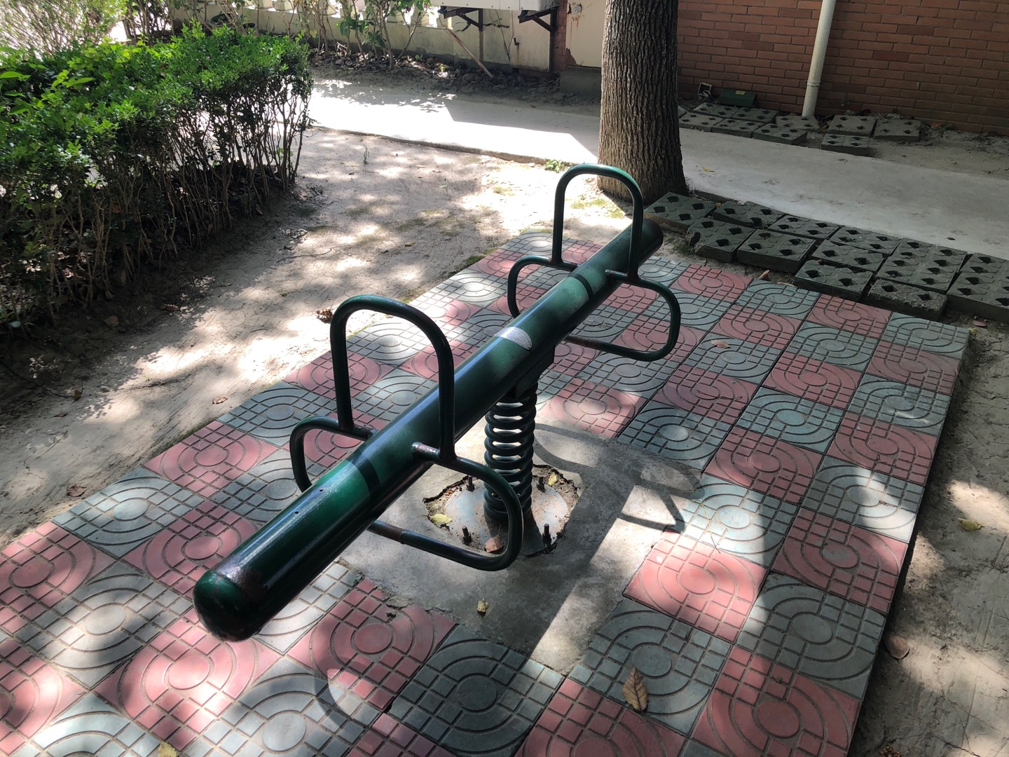 双人跷跷板