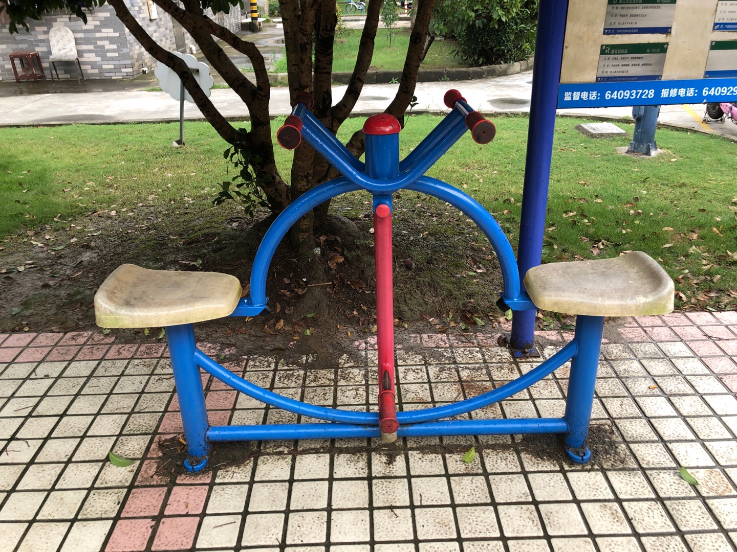 下肢康复器
