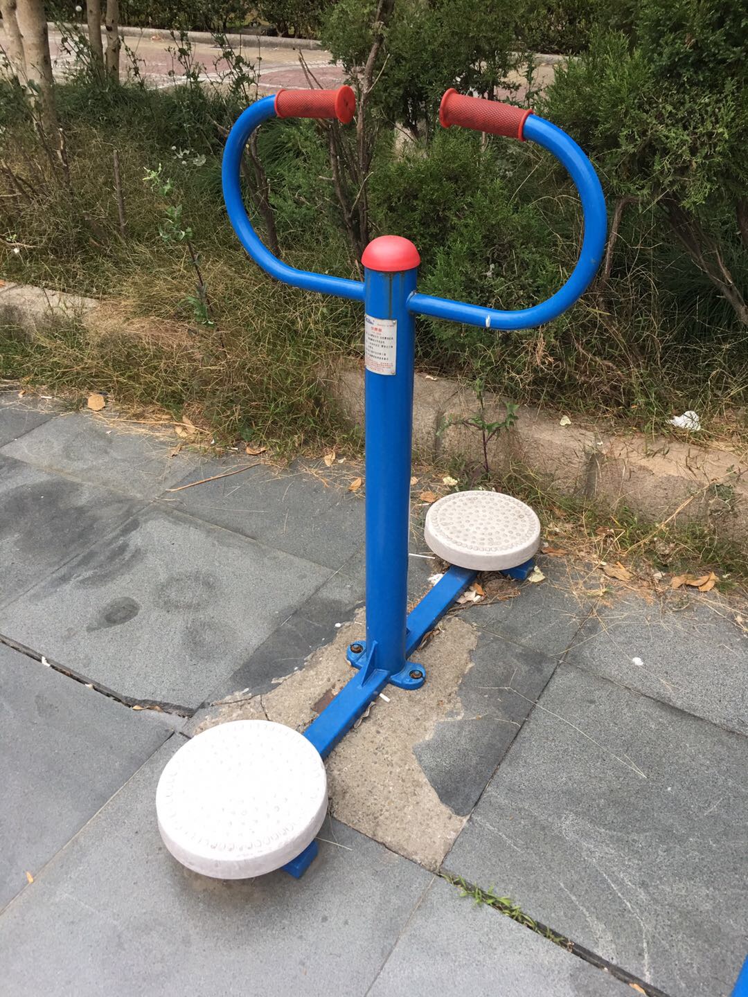 扭腰器