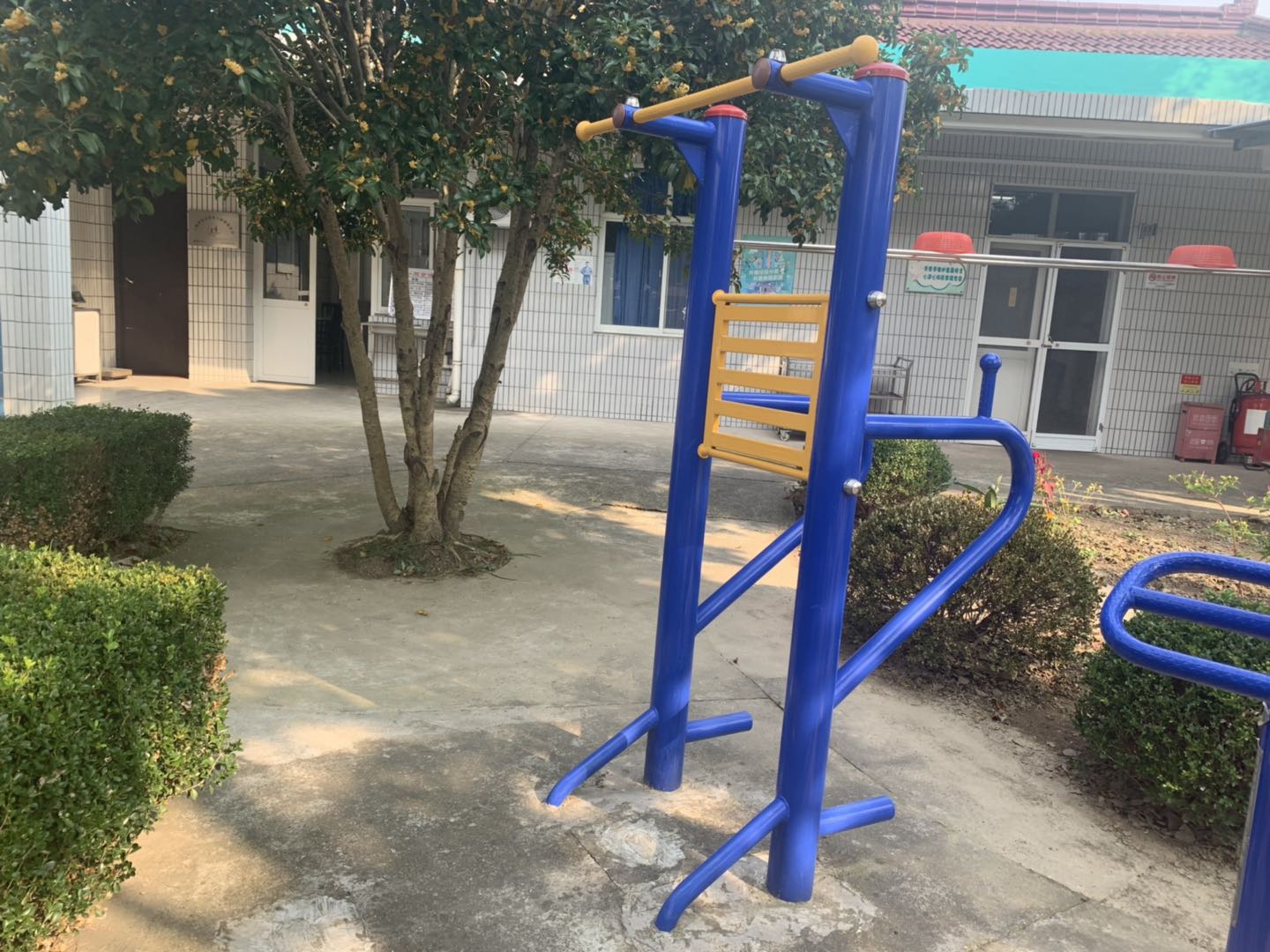 多功能锻炼器