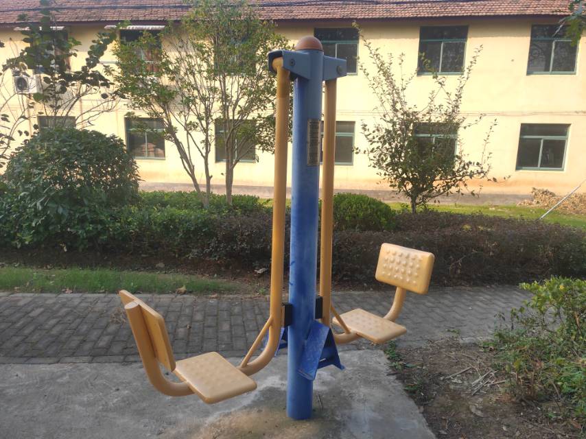 倒蹬训练器