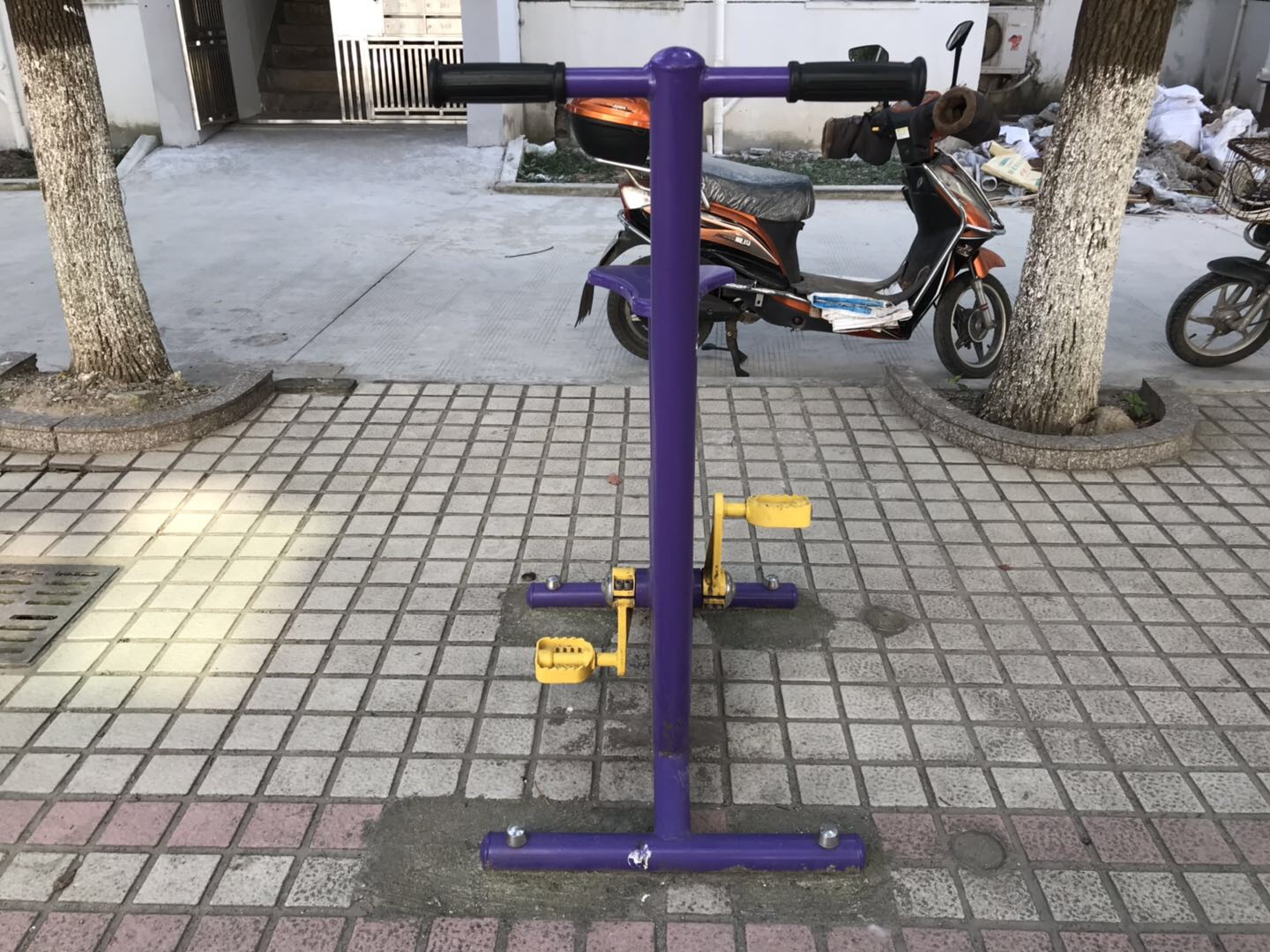 双位健身车